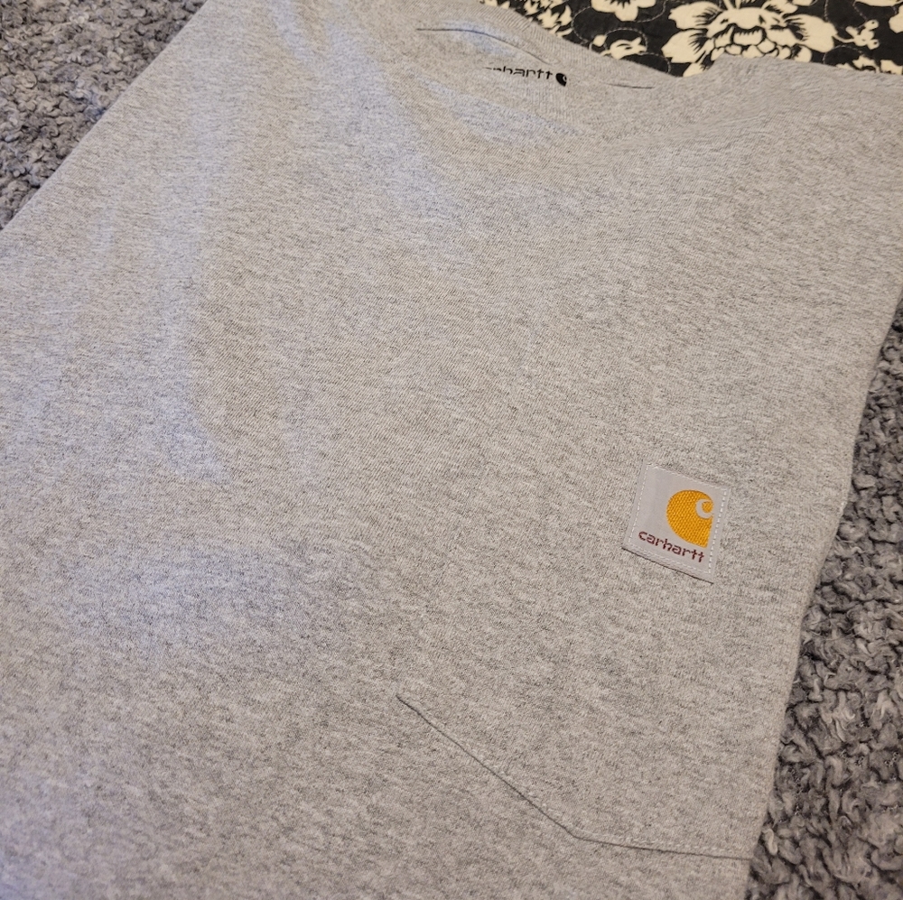 Carhartt Men's Tshirt XLarge, grey, loose fit, brand new without tags.